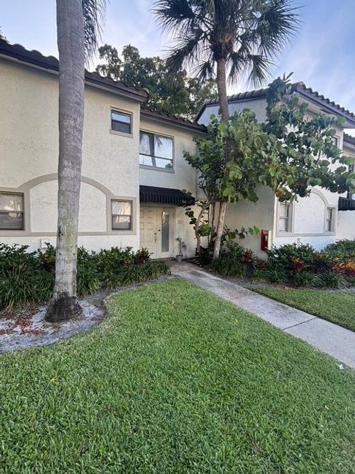 1580-7200 Nw 2nd Ave, Boca Raton, FL, 33487-2313 | Card Image