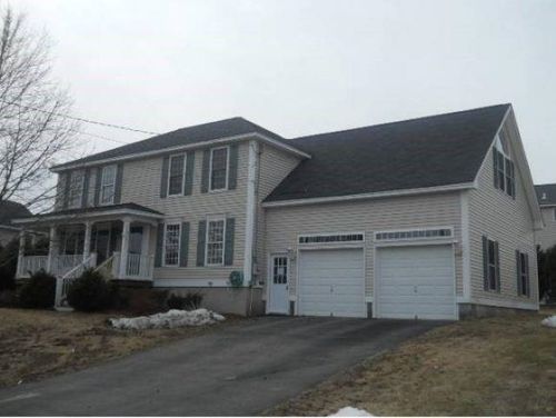 612 Megan Drive Drive, Manchester, NH, 03109 | Card Image