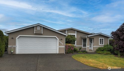 8045 18th Ln Se, Lacey, WA, 98503-5314 | Card Image