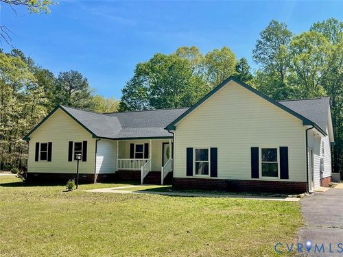 10333 Redfield Dr, Amelia Court House, VA, 23002-3818 | Card Image