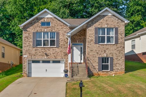 627 Hidden Valley Dr, Clarksville, TN, 37040-5248 | Card Image