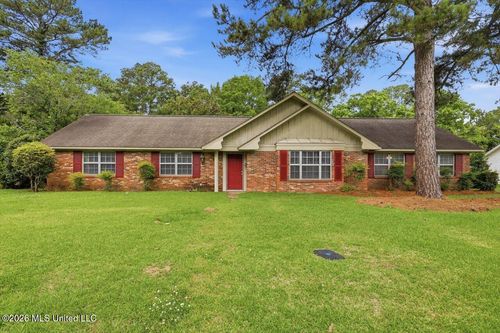 5137 Meadow Oaks Park Drive, Jackson, MS, 39211 | Card Image