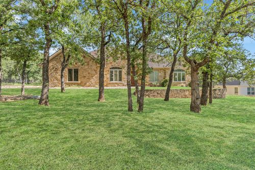 712 S Sugartree Dr, Lipan, TX, 76462-4325 | Card Image