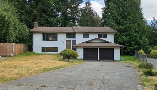 19119 130th Ave Se, Renton, WA, 98058-7984 | Card Image