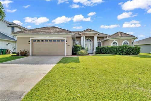 2313 Se 20th Pl, Cape Coral, FL, 33990-3108 | Card Image