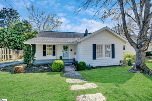 108 Elsie Ave, Greenville, SC, 29605-2913 | Card Image