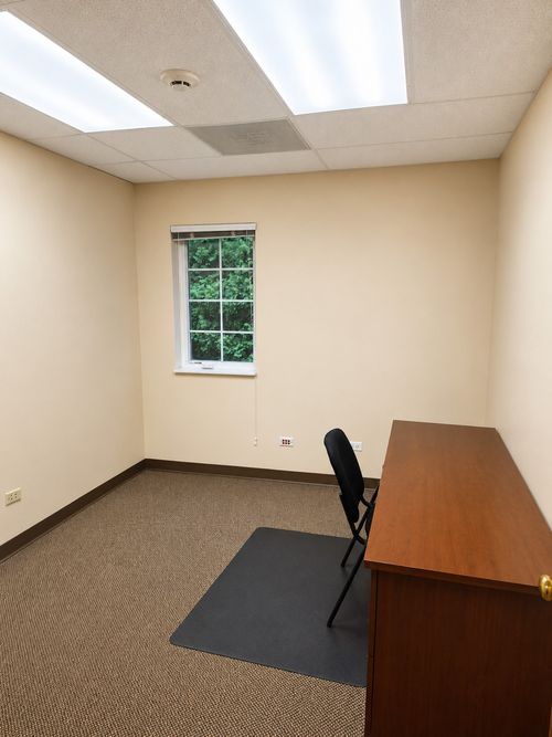 302a-5455 Grand Ave, Gurnee, IL, 60031-1703 | Card Image