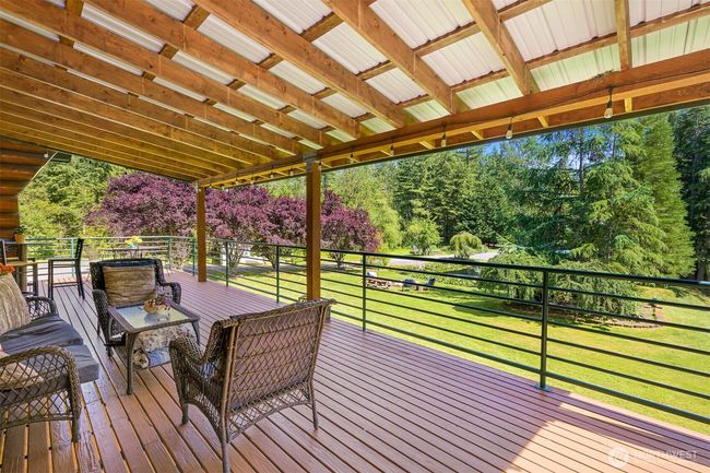 2046 E Smith Rd, House other with 3 bedrooms, 4 bathrooms and 5 parking in Bellingham WA | Image 8