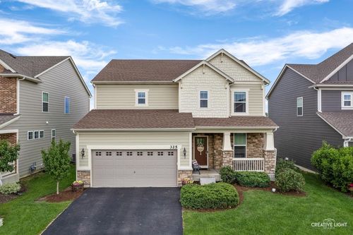 325 Kennedy Dr, St. Charles, IL, 60175-8008 | Card Image