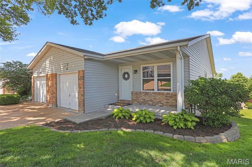 101 Wenona Dr, Washington, MO, 63090-5523 | Card Image