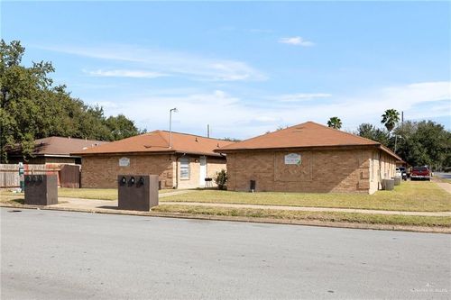 2800 N 30th St, McAllen, TX, 78501-6180 | Card Image