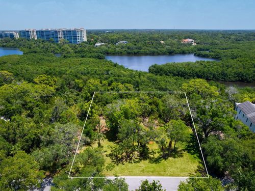 216 Osprey Point Dr, OSPREY, FL, 34229-9249 | Card Image
