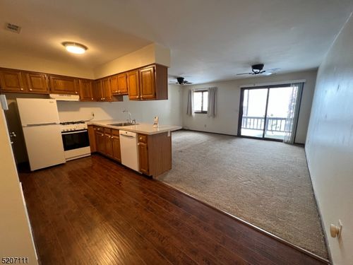 unit-3-1 Big Sky Dr, Vernon, NJ, 07462-4597 | Card Image