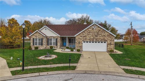 817 Wild Horse Creek Drive, Fairview Heights, IL, 62208 | Card Image