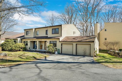 10 Ironwood Dr, Highland Mills, NY, 10930-2802 | Card Image