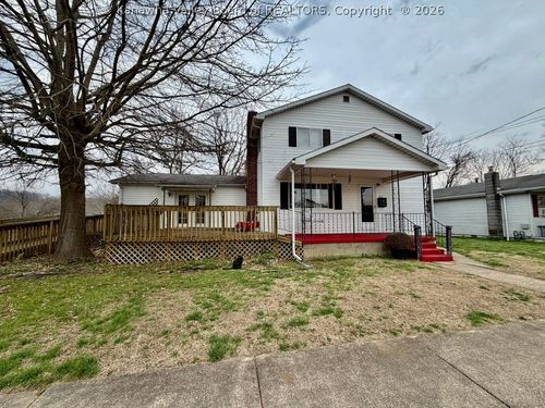 23 Preston St, Ravenswood, WV, 26164-1621 | Card Image