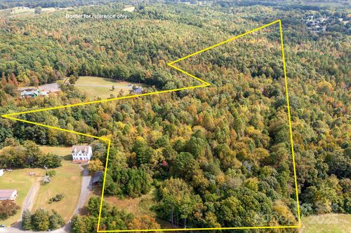 4646 Rocky Hollow Rd, Davidson, NC, 28036-9507 | Card Image