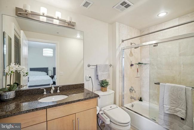 APT-1403 - 8220 Crestwood Heights Dr, Condo with 1 bedrooms, 2 bathrooms and null parking in MCLEAN VA | Image 11