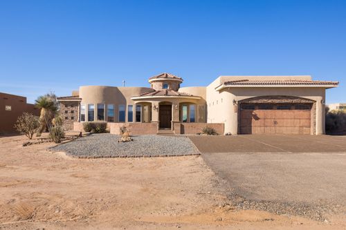 2177 Chihuahua Rd Ne, Rio Rancho, NM, 87144-5648 | Card Image