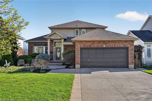 119 Dorchester Dr, Grimsby, ON, L3M5H5 | Card Image