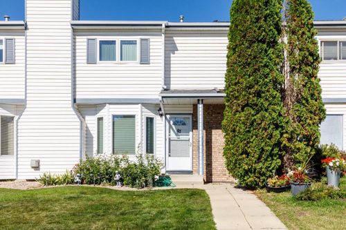 67 Elwell Close, Red Deer, AB, T4R2E2 | Card Image