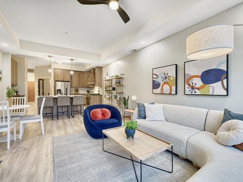 unit-105-701 Linden St, Mendota Heights, MN, 55118-1168 | Card Image
