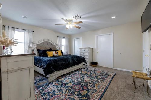 1011 W A Ave, Elk City, OK, 73644-4105 | Card Image