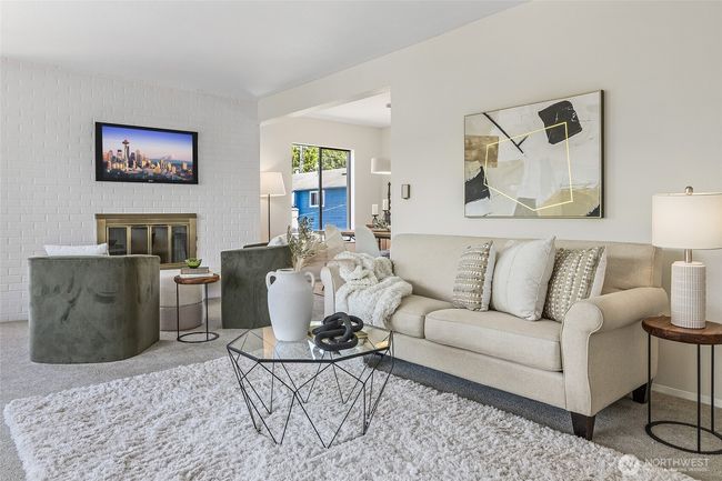 APT-302 - 2858 32 Nd Ave W, Condo with 2 bedrooms, 2 bathrooms and 1 parking in Seattle WA | Image 5