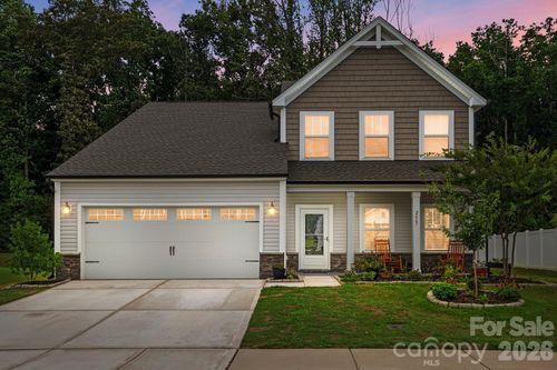 2667 Andes Dr, Statesville, NC, 28625-8400 | Card Image