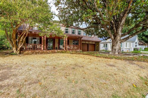 1505 N Riverside Dr, Fort Worth, TX, 76111-2644 | Card Image