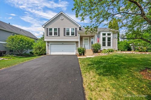 1756 Somerfield Ln, Crystal Lake, IL, 60014-2040 | Card Image