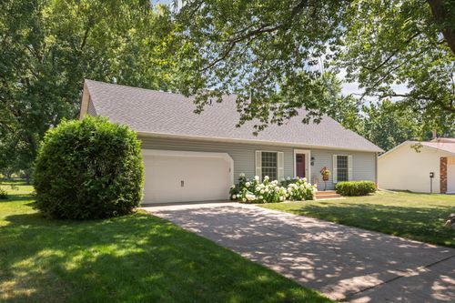 2324 Driftwood Ln, Stillwater, MN, 55082-5316 | Card Image