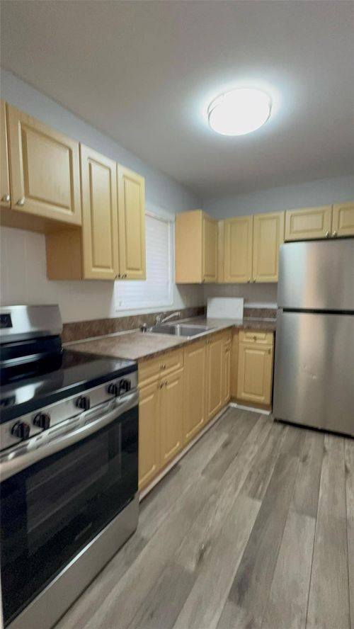 203-5901 Nw 17th Pl, Sunrise, FL, 33313-6962 | Card Image