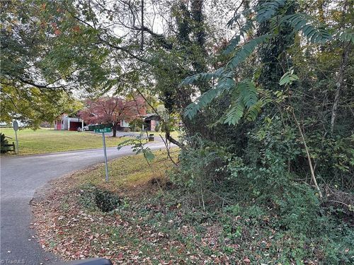 000 Old Childress Ave, Mount Airy, NC, 27030 | Card Image