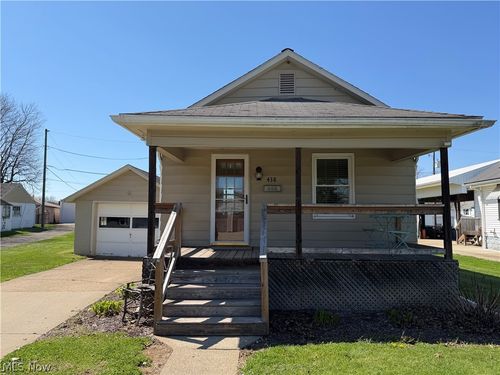 438 Nugent St, Newcomerstown, OH, 43832-1242 | Card Image