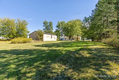 8811 Kraft Avenue Se, House other with 3 bedrooms, 2 bathrooms and null parking in Caledonia MI | Image 3