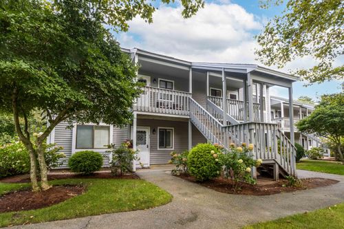 49 Eaton Ln, Brewster, MA, 02631-3022 | Card Image