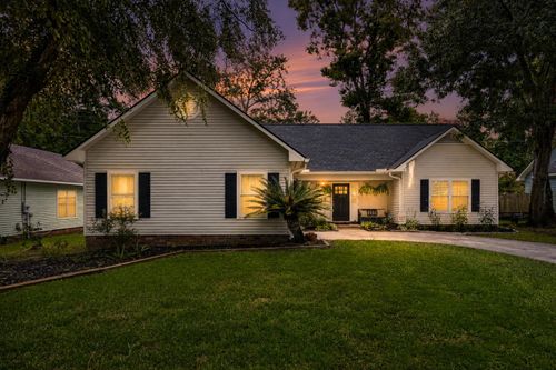 9 Fieldfare Way, Charleston, SC, 29414-6933 | Card Image