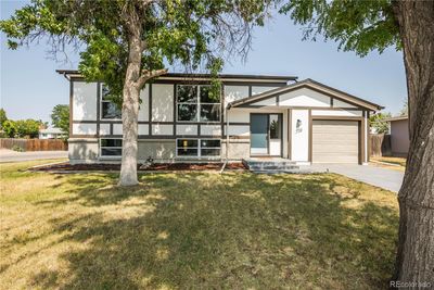 710 S Oakland Street, House other with 4 bedrooms, 1 bathrooms and 1 parking in Aurora CO | Image 1