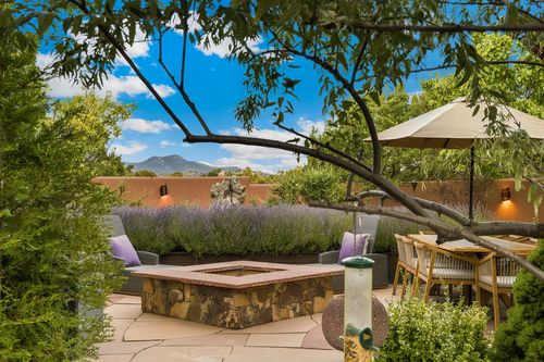 194 Arroyo Hondo, Santa Fe, NM, 87508 | Card Image
