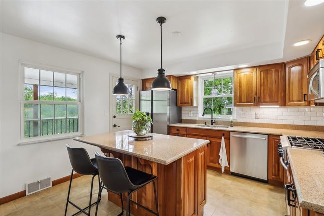 161 Penhurst Drive, House other with 4 bedrooms, 4 bathrooms and 2 parking in Wilkins Twp PA | Image 11