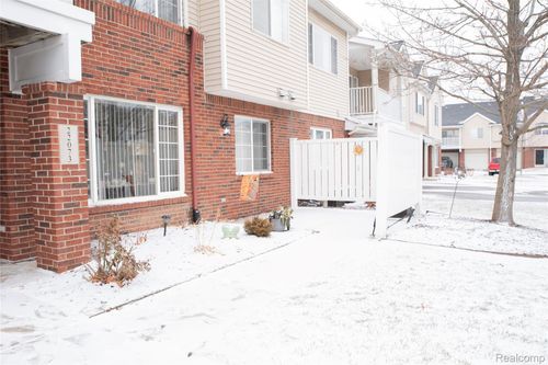 22073 Fairlane Blvd, Woodhaven, MI, 48183-1691 | Card Image