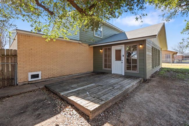522 E Colorado St, House other with 4 bedrooms, 2 bathrooms and null parking in Bremond TX | Image 20