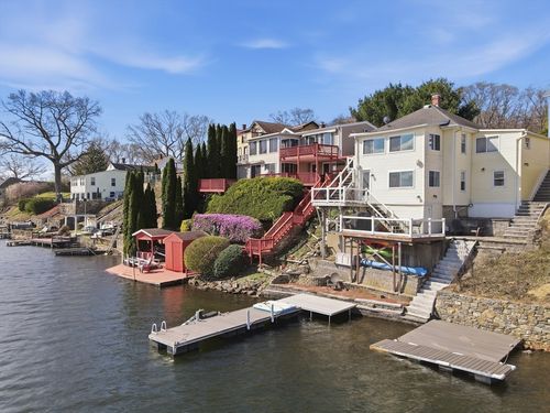 b-411B Lake Ave, Worcester, MA, 01604-1358 | Card Image