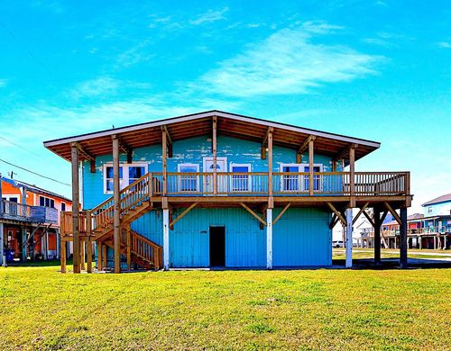 119 Sandpiper Ave, Surfside Beach, TX, 77541-8992 | Card Image