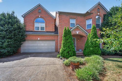 1104 Saint Andrews Cir, Bowling Green, KY, 42103-2460 | Card Image