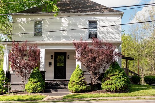 680 Old State Route 32, Batavia, OH, 45103-3113 | Card Image