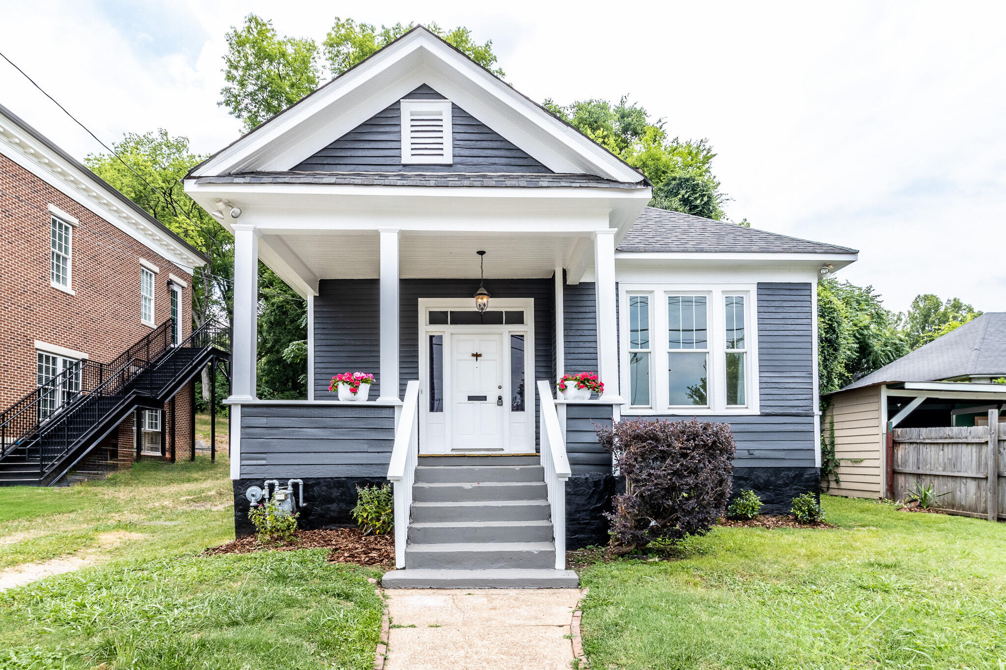 Oneal St, Chattanooga, TN 37403