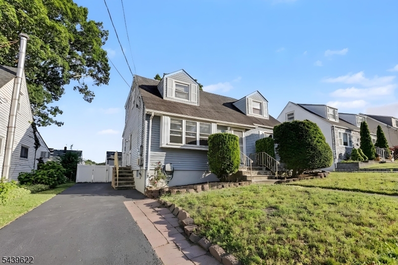 Residential in Elmwood Park Boro 5