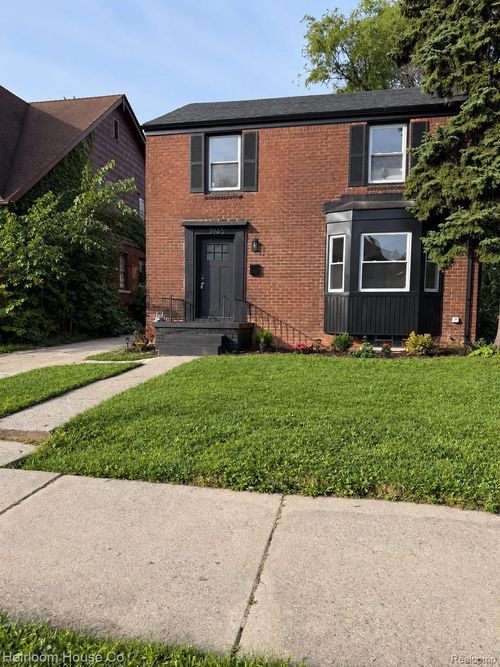 3945 Devonshire Rd, Detroit, MI, 48224-3633 | Card Image